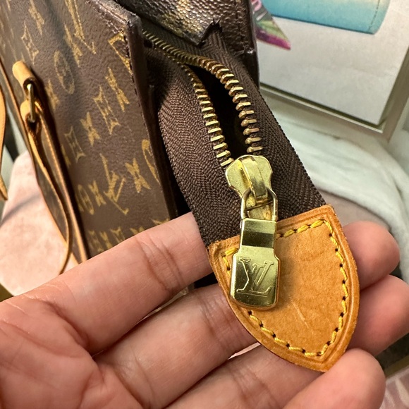 SOLD**** Authentic Louis Vuitton Monogram Babylone Tote Bag - Picture 7 of 16